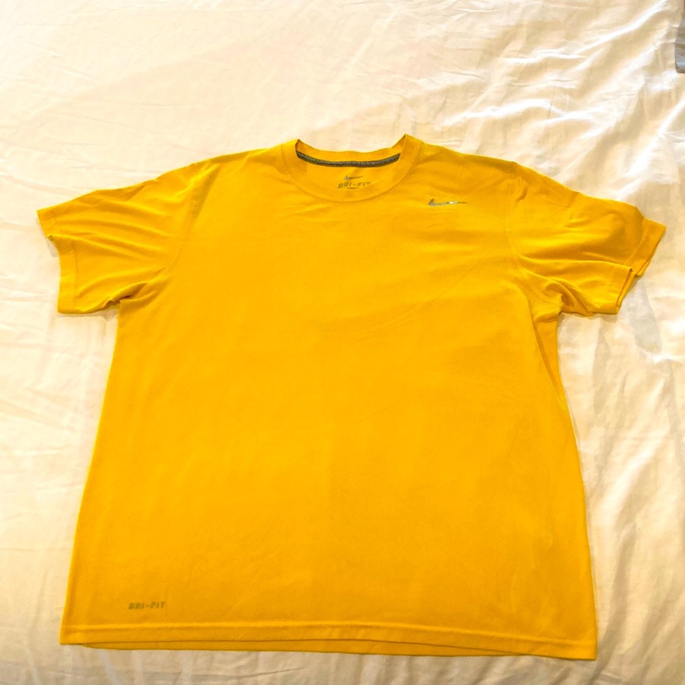 Nike DriFit Tshirt